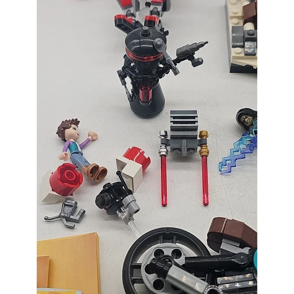 Huge Lego Lot Partial Sets Full Sets Mini Figs Dinosaur Jeep Pizza Booklets
